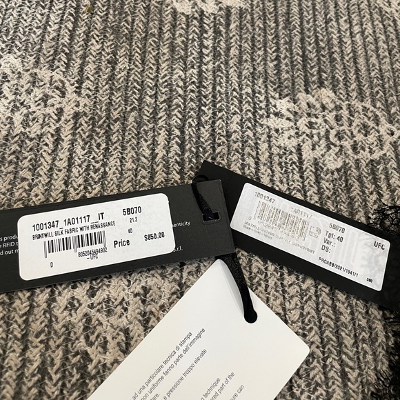 Versace Lace-Trimmed Printed Silk Twill Top - Picture 7 of 7